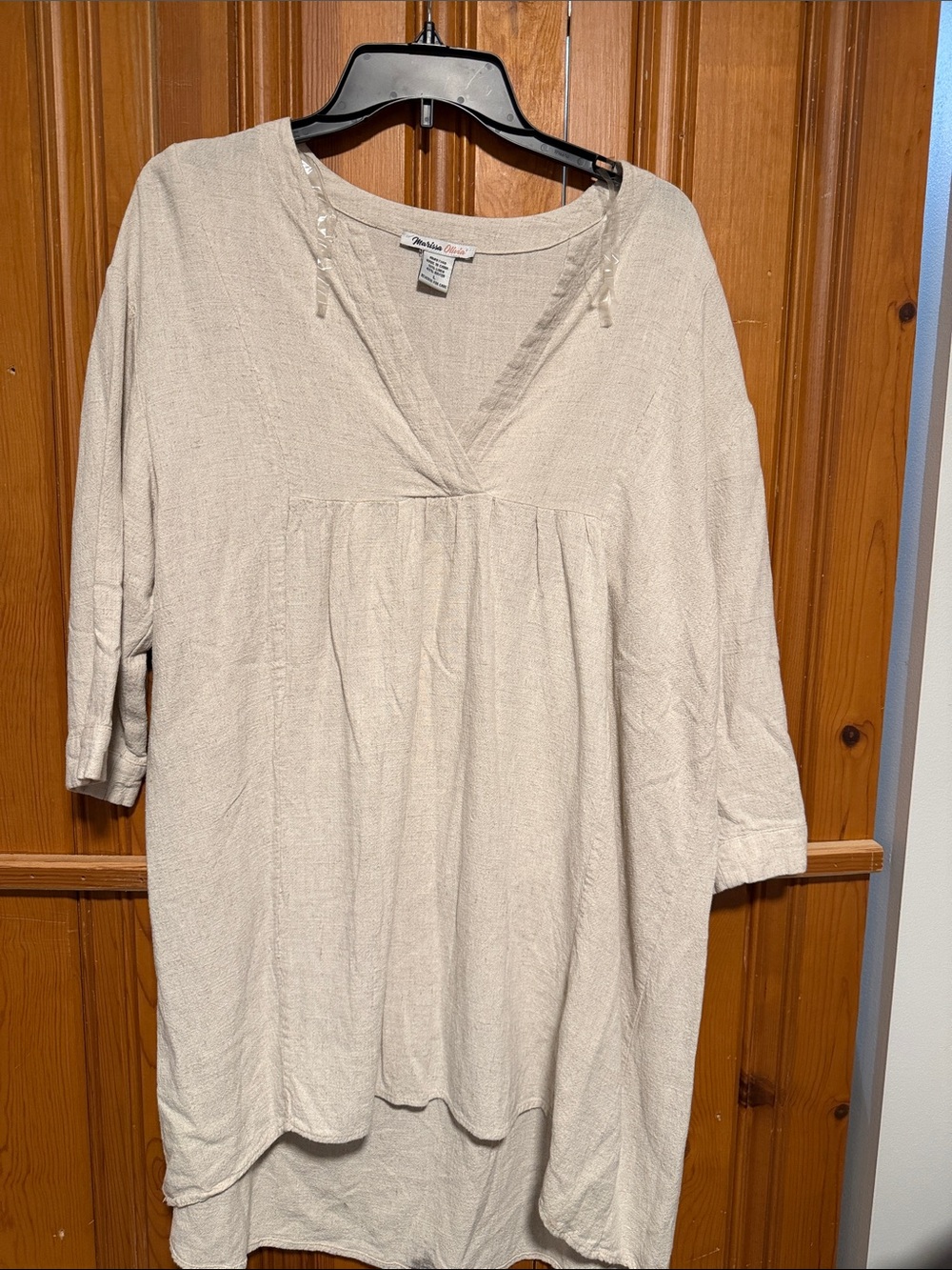 Relaxed V-Neck Tunic Blouse in Cream - Unknown Brand